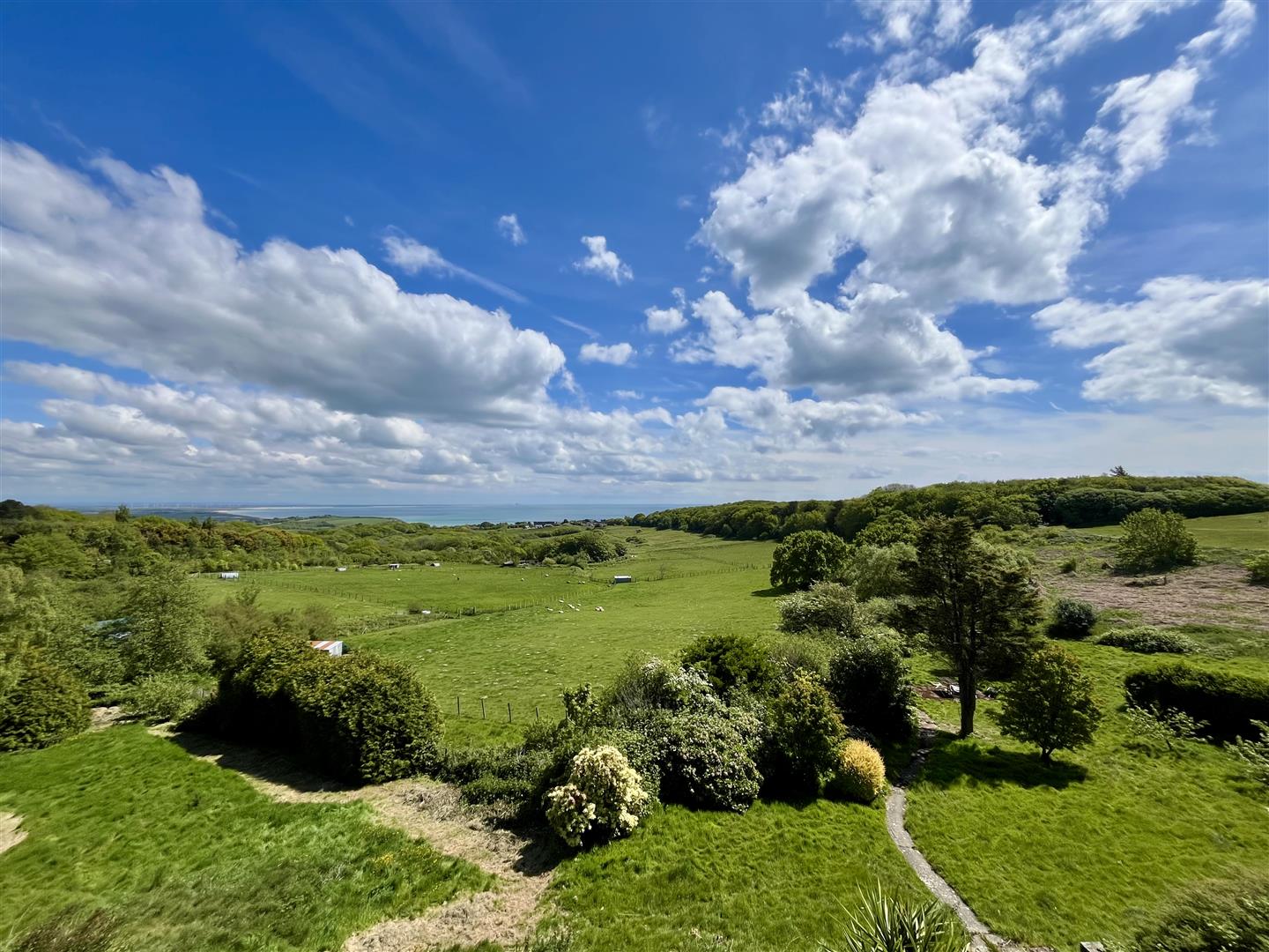 Warren Road, Fairlight